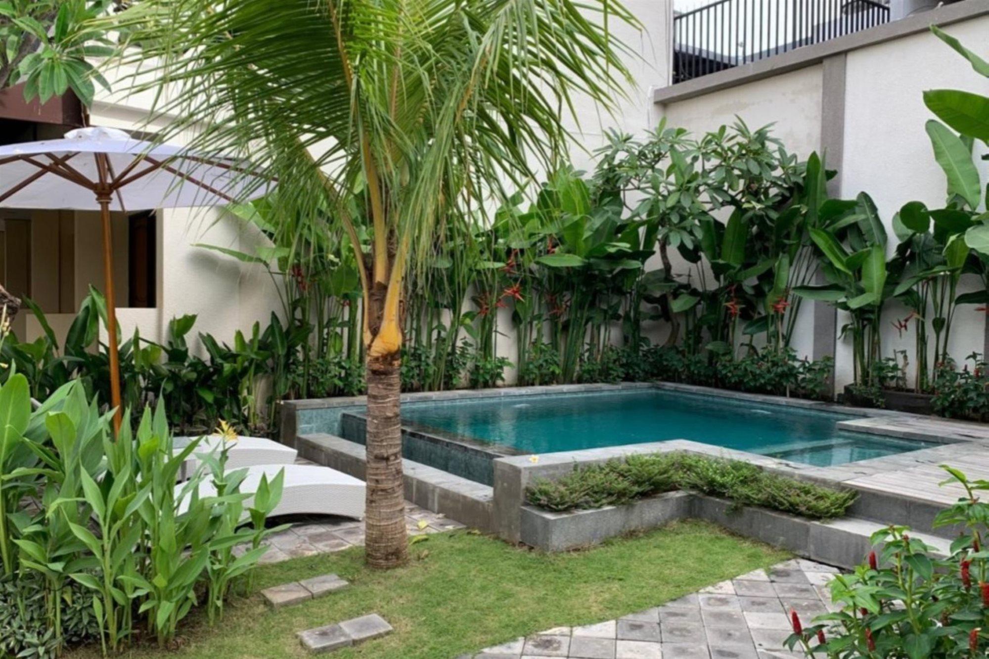 Dee Mansion Hotel Denpasar  Ngoại thất bức ảnh