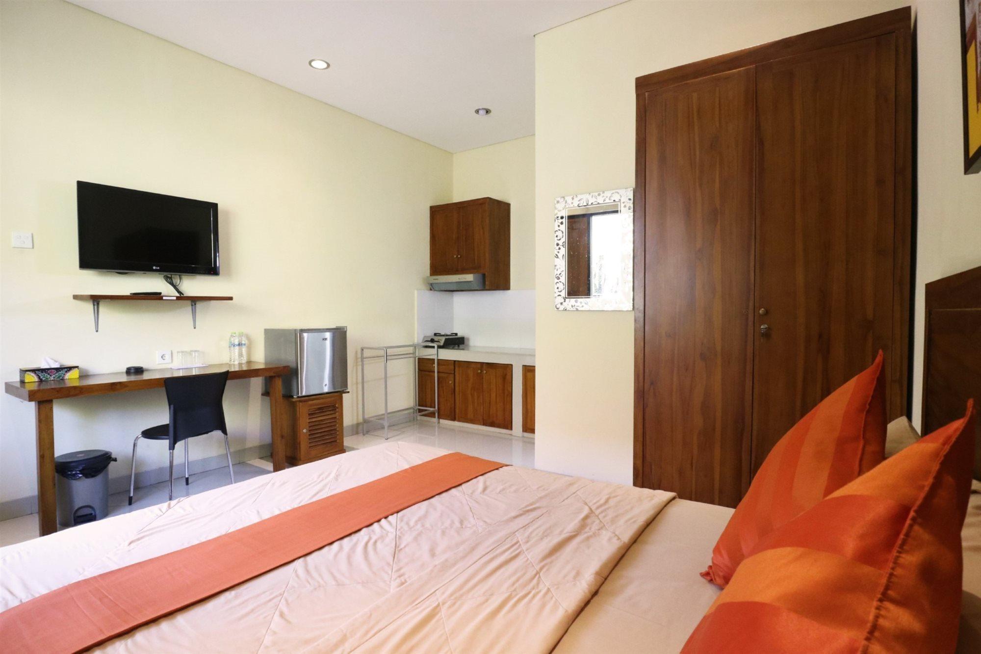 Dee Mansion Hotel Denpasar  Ngoại thất bức ảnh