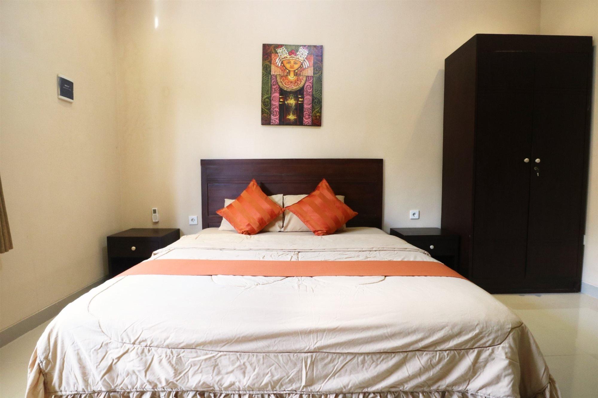 Dee Mansion Hotel Denpasar  Ngoại thất bức ảnh