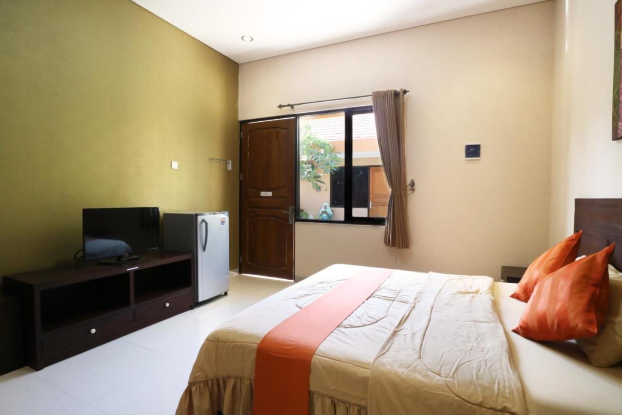 Dee Mansion Hotel Denpasar  Ngoại thất bức ảnh