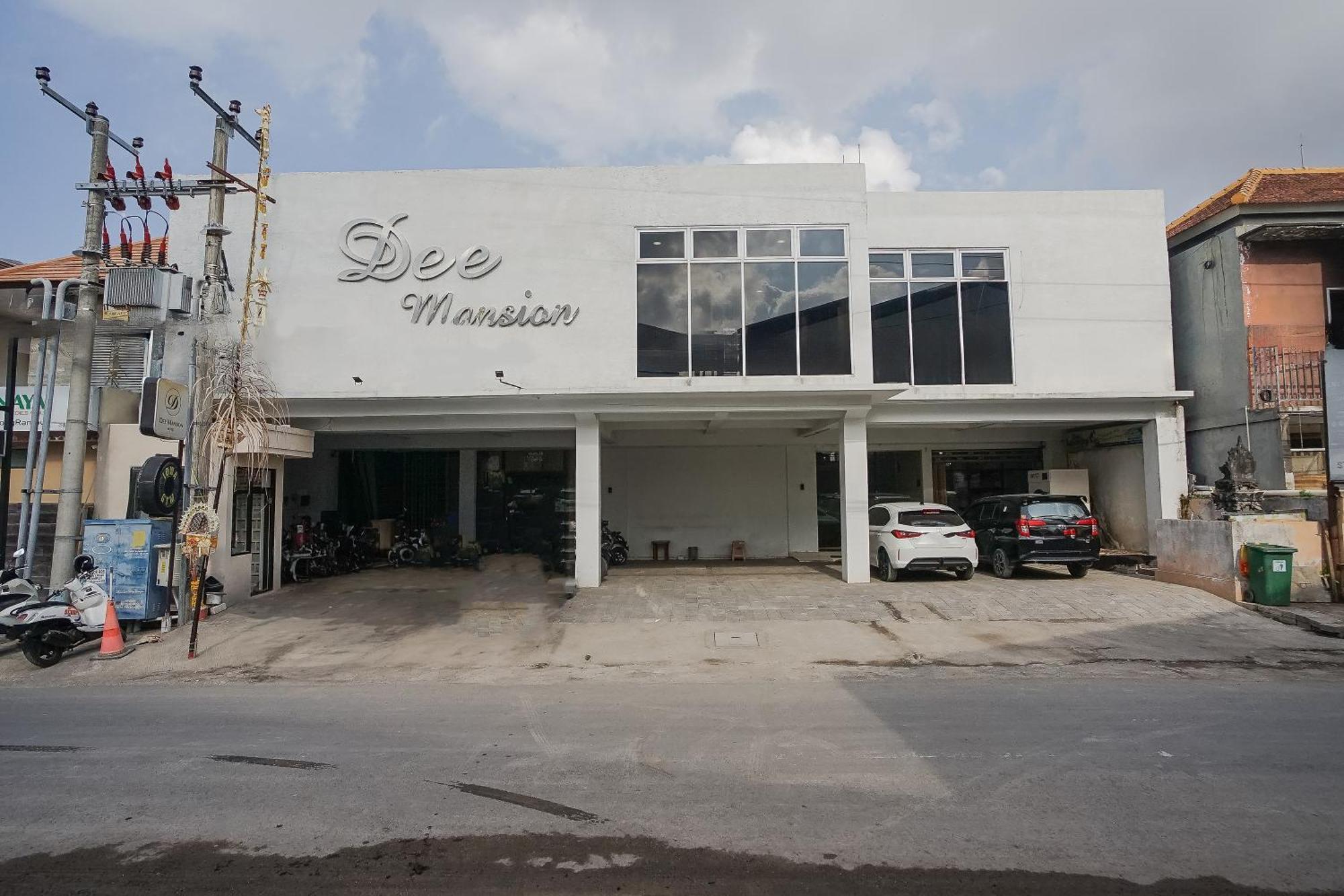 Dee Mansion Hotel Denpasar  Ngoại thất bức ảnh