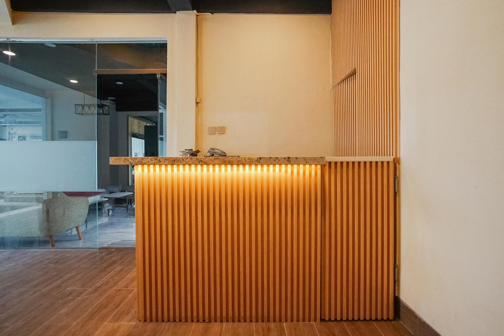 Dee Mansion Hotel Denpasar  Ngoại thất bức ảnh