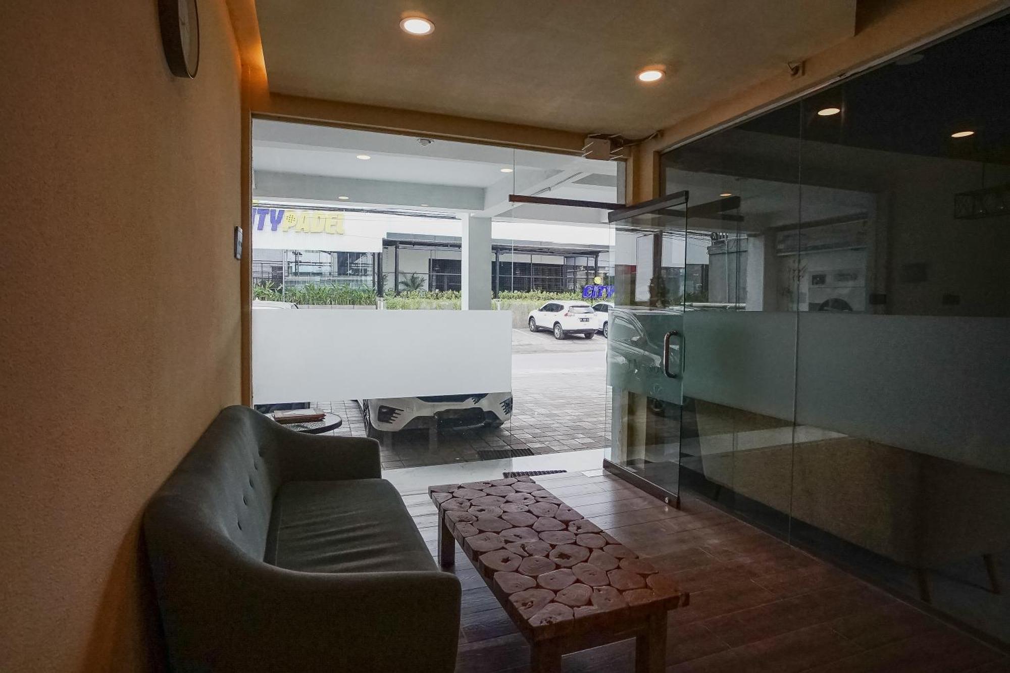 Dee Mansion Hotel Denpasar  Ngoại thất bức ảnh
