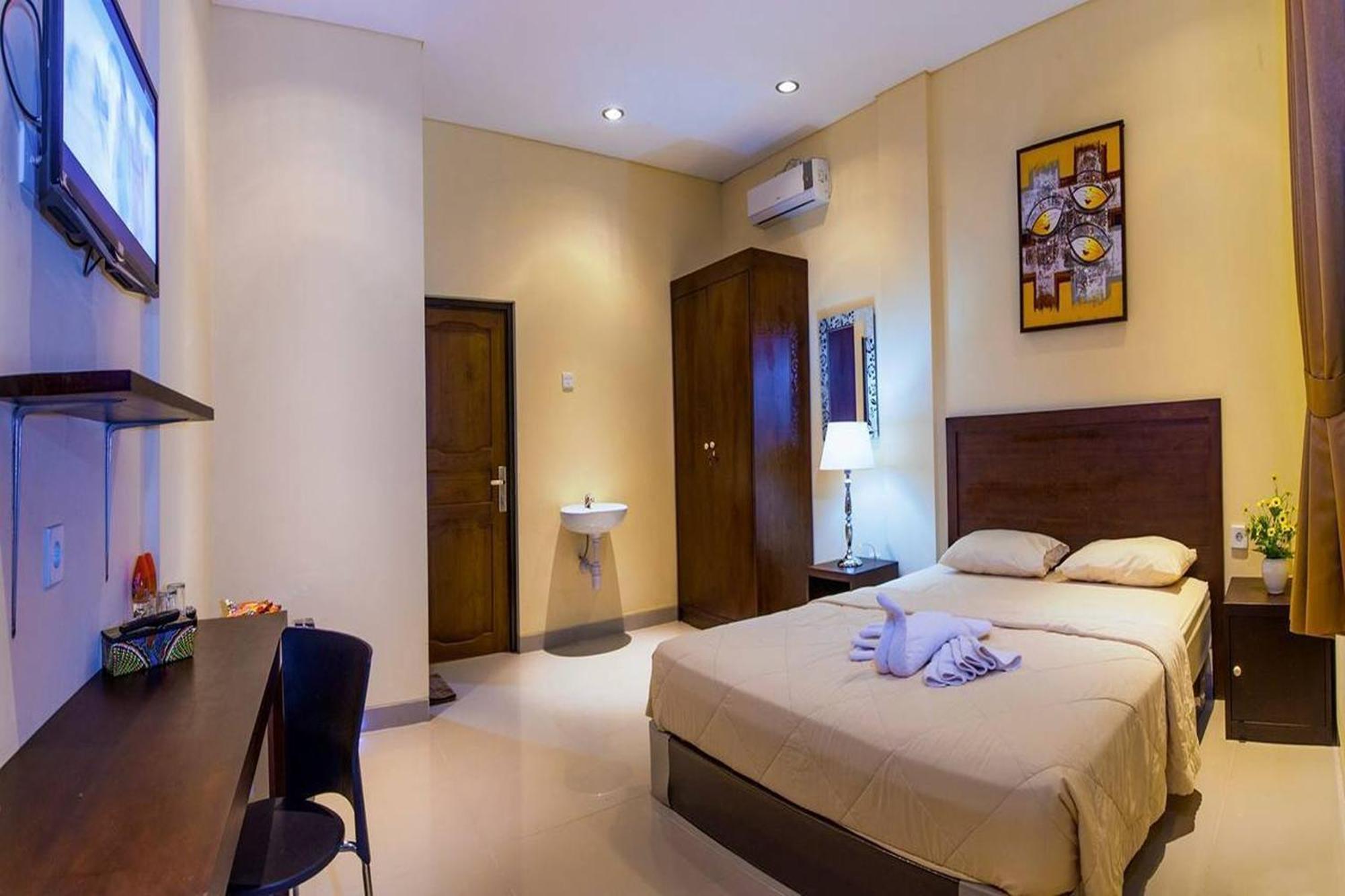 Dee Mansion Hotel Denpasar  Ngoại thất bức ảnh