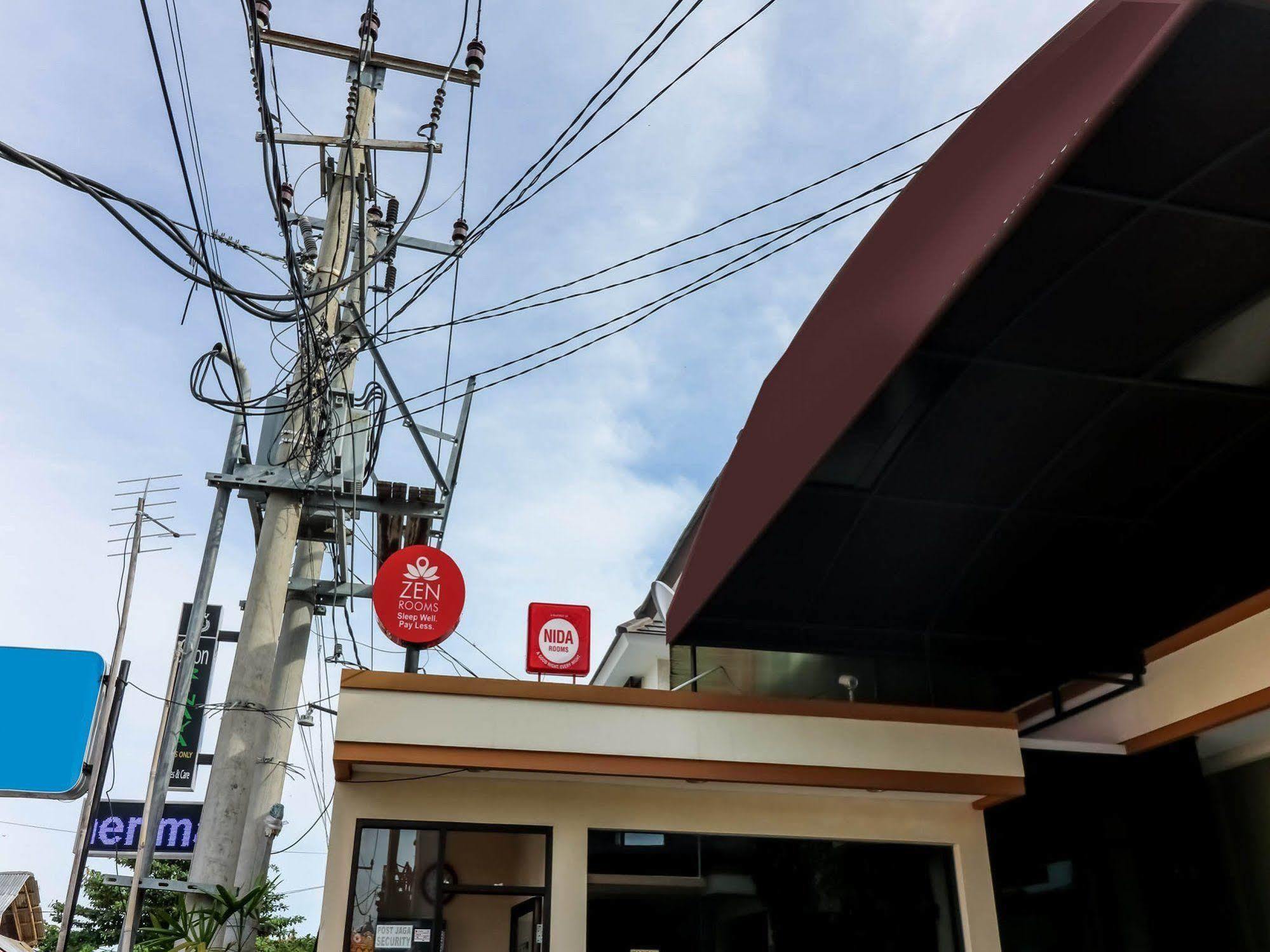 Dee Mansion Hotel Denpasar  Ngoại thất bức ảnh