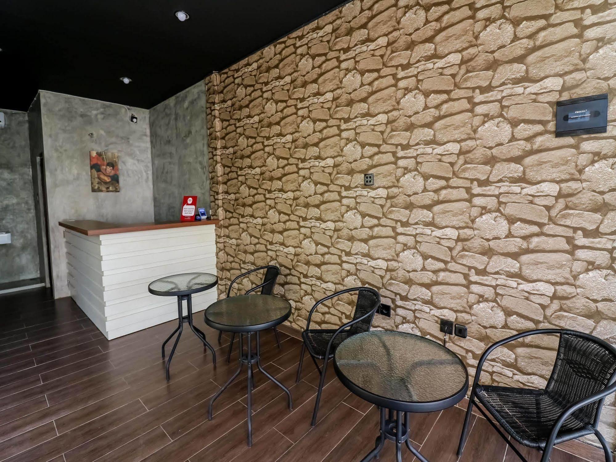 Dee Mansion Hotel Denpasar  Ngoại thất bức ảnh